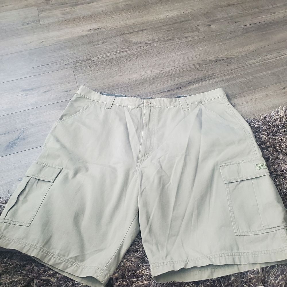 Wrangler Mens Big & Tall Cargo Shorts 42